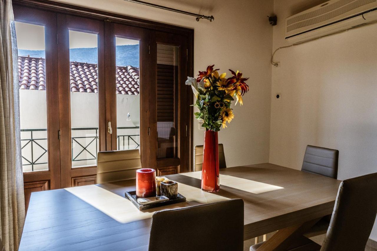Cactus Maisonette Near Airport Villa Pórto Ráfti Eksteriør bilde
