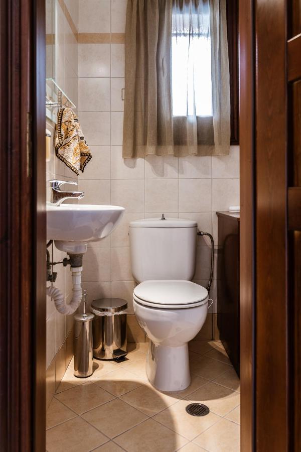 Cactus Maisonette Near Airport Villa Pórto Ráfti Eksteriør bilde