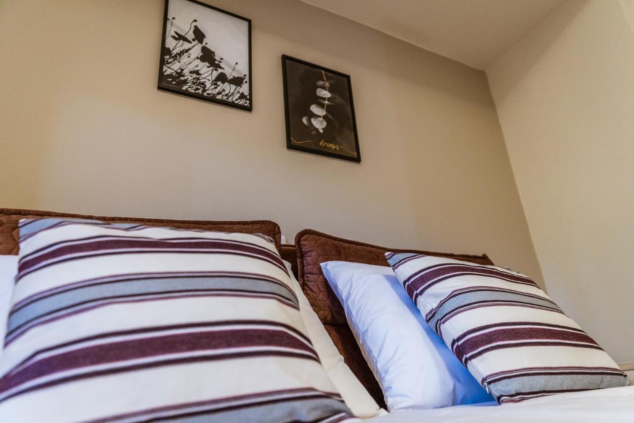 Cactus Maisonette Near Airport Villa Pórto Ráfti Eksteriør bilde