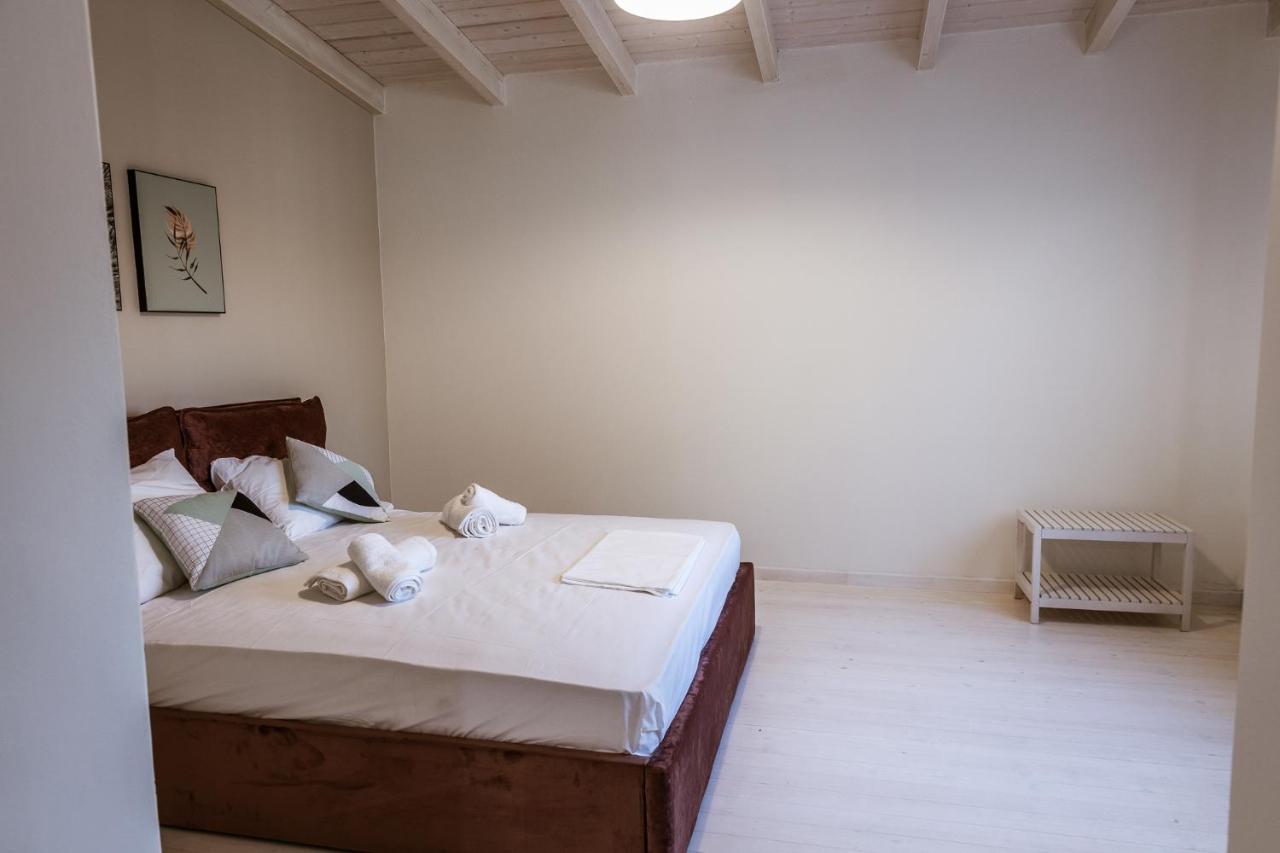 Cactus Maisonette Near Airport Villa Pórto Ráfti Eksteriør bilde